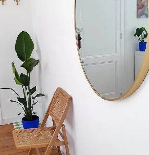 게스트하우스 D'hote Lumineuse Et Elegante Centre 3*